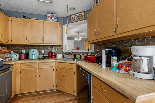 1059 Baker Bridge Road, NE, Charleston, TN 37310
