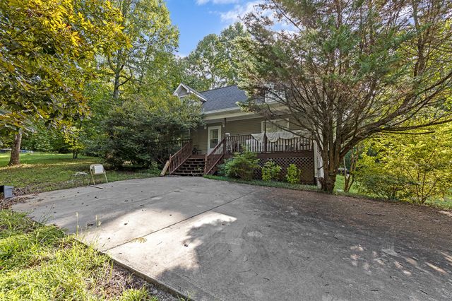 1059 Baker Bridge Road, NE, Charleston, TN 37310