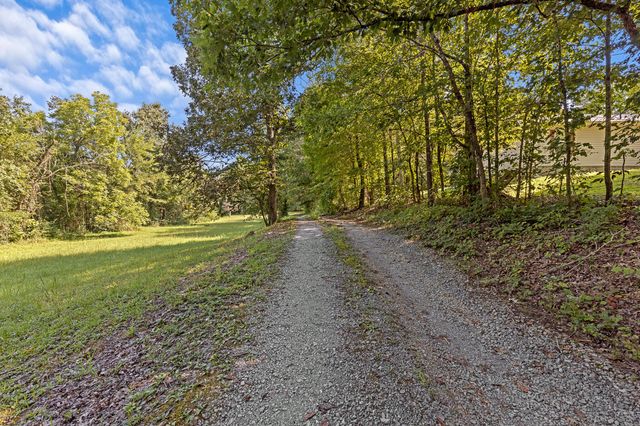 1059 Baker Bridge Road, NE, Charleston, TN 37310