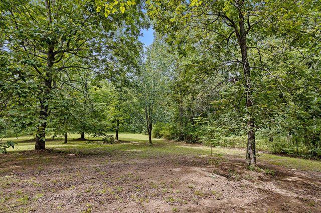 1059 Baker Bridge Road, NE, Charleston, TN 37310