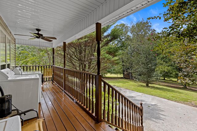1059 Baker Bridge Road, NE, Charleston, TN 37310