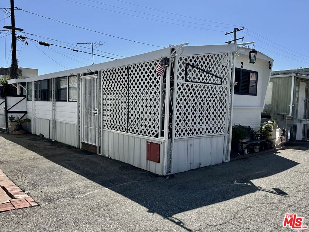 4071 Grandview Boulevard 2, Los Angeles, CA 90066 — exterior