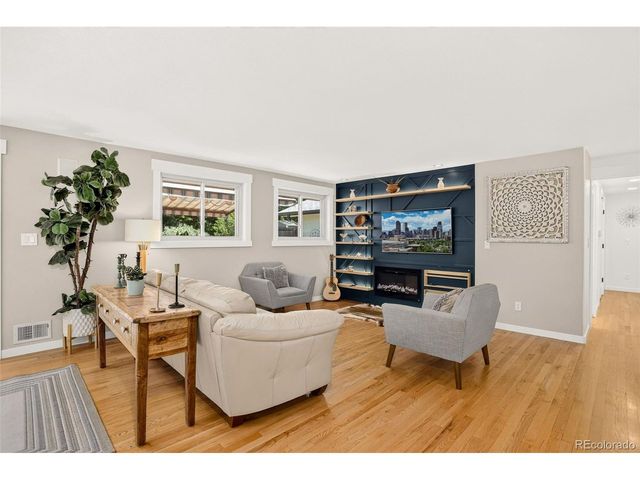 3014 S Cook St, Denver, CO 80210