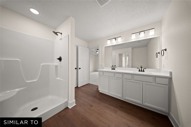 2521 NW Cedarwood Court, Ankeny, IA 50023