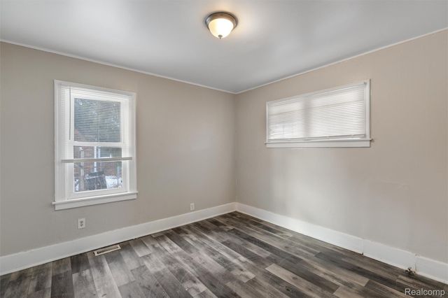 15358 Charles R Avenue, Eastpointe, MI 48021