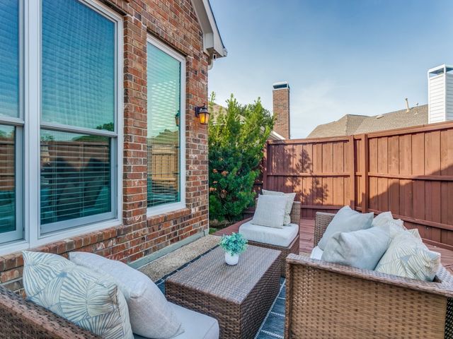 8605 Wellington Point Drive, Irving, TX 75063