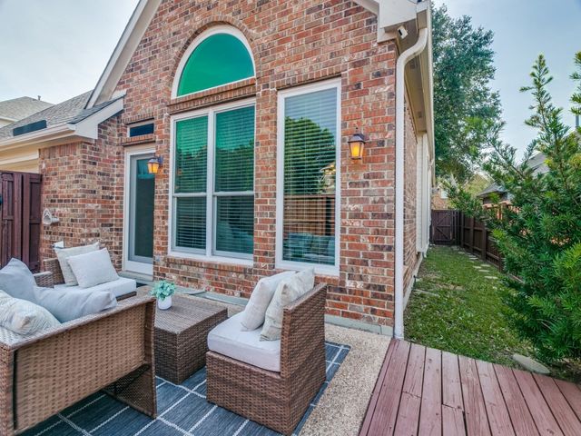 8605 Wellington Point Drive, Irving, TX 75063