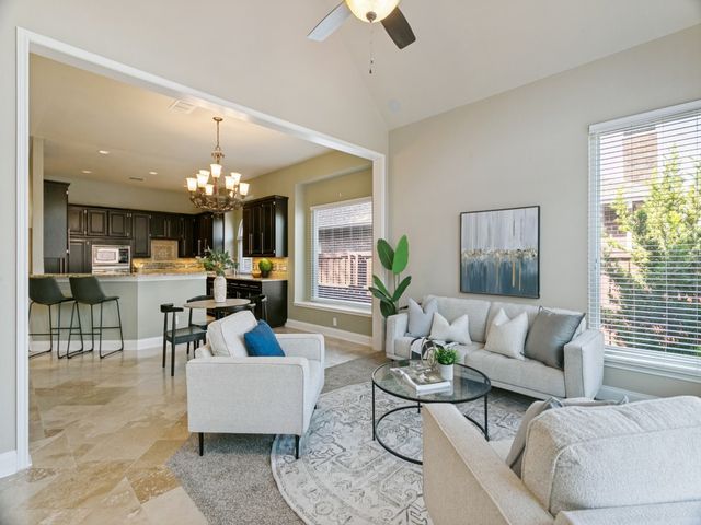 8605 Wellington Point Drive, Irving, TX 75063