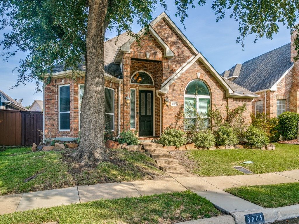 8605 Wellington Point Drive, Irving, TX 75063