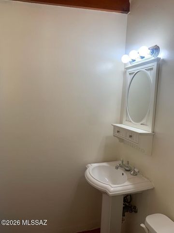 4045 E North Street, Tucson, AZ 85712