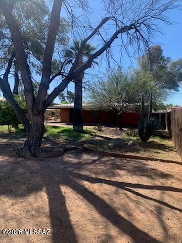 4045 E North Street, Tucson, AZ 85712