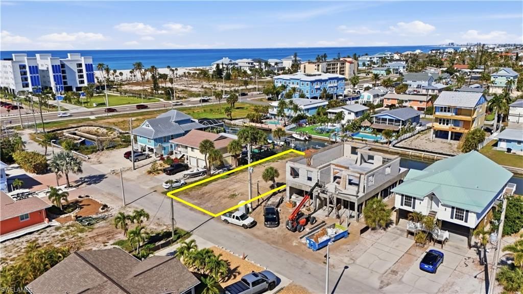 129 Curlew ST, FORT MYERS BEACH, FL 33931 — photo 4