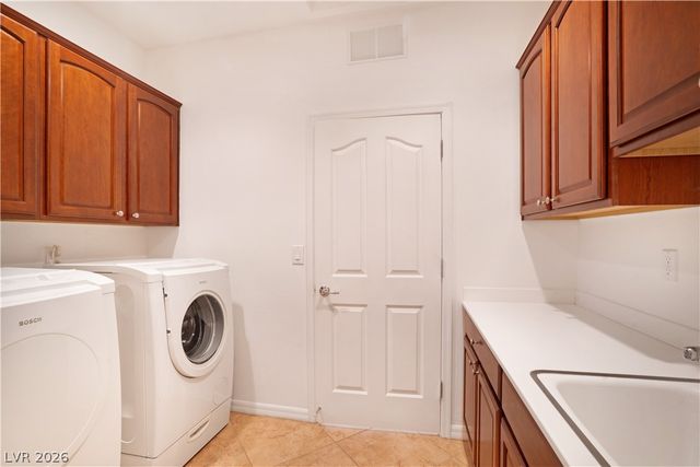 2353 Orangeburg Place, Henderson, NV 89044