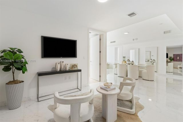 17475 Collins Avenue 703, Sunny Isles Beach, FL 33160