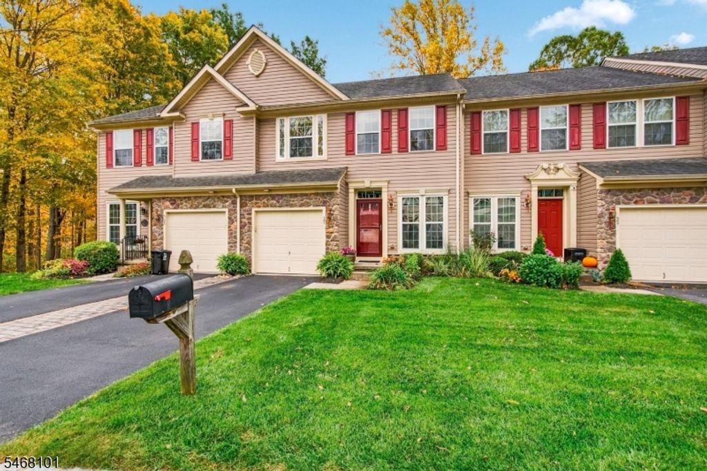 27 Village Ln, Sparta Twp., NJ 07871 — exterior