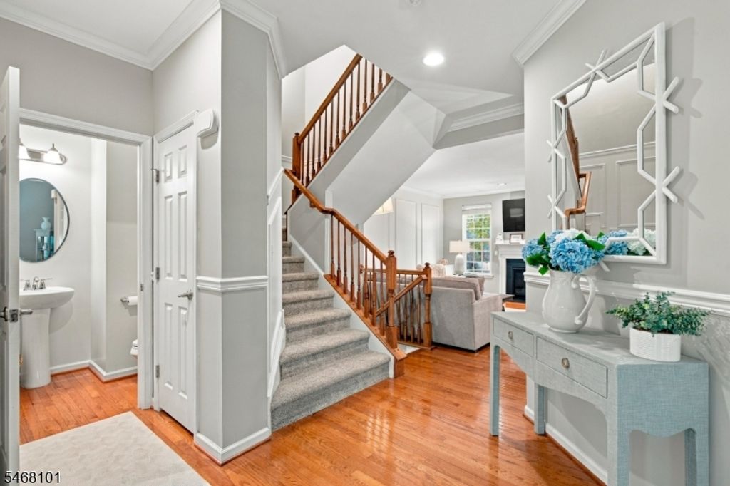 27 Village Ln, Sparta Twp., NJ 07871 — photo 3