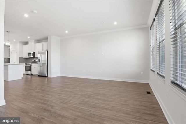 4702 TOWNE PARK RD, Suitland, MD 20746