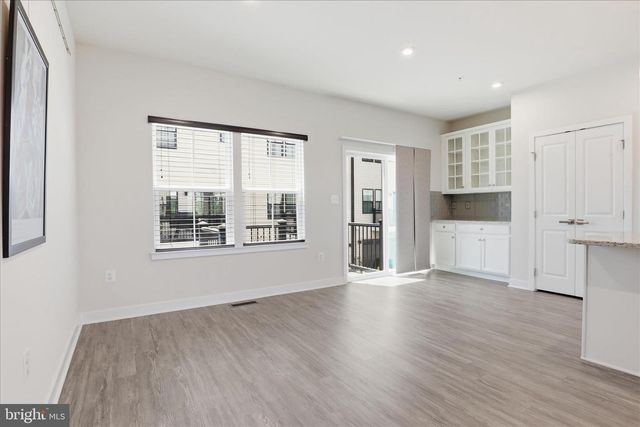4702 TOWNE PARK RD, Suitland, MD 20746