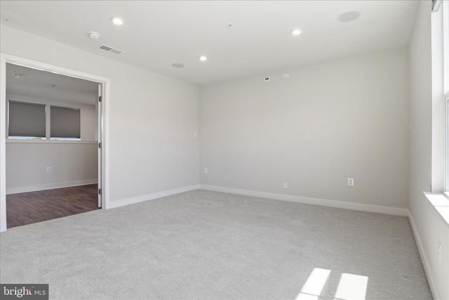4702 TOWNE PARK RD, Suitland, MD 20746
