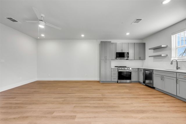 5313 Reiger Avenue 302, Dallas, TX 75214