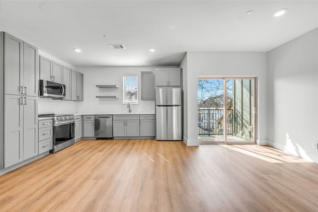 5313 Reiger Avenue 302, Dallas, TX 75214