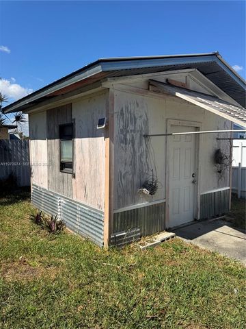 18670 SW 123rd Ct, Miami, FL 33177