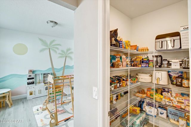 2121 Divot Drive, Daytona Beach, FL 32124