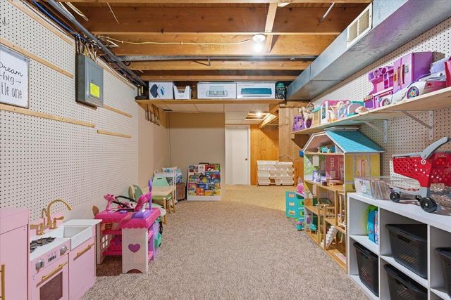 1089 Pine Grove Lane, Lake City, MN 55041