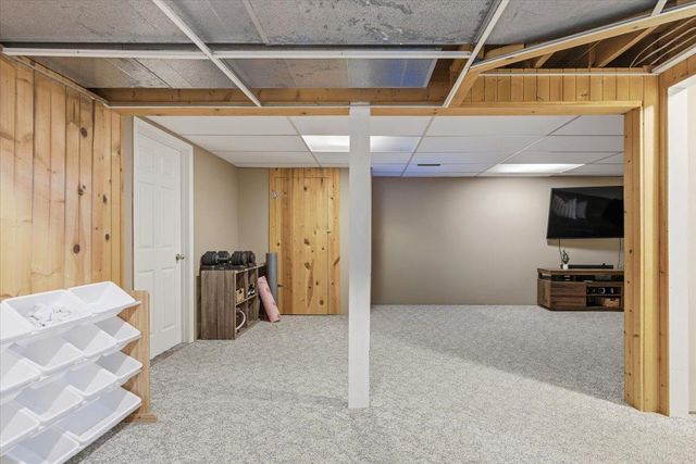 1089 Pine Grove Lane, Lake City, MN 55041