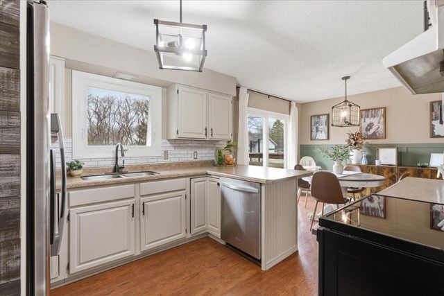 1089 Pine Grove Lane, Lake City, MN 55041