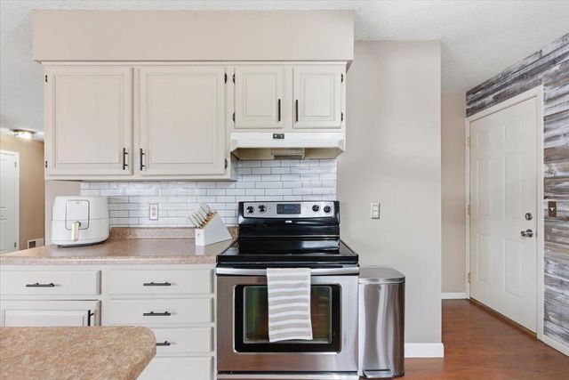 1089 Pine Grove Lane, Lake City, MN 55041