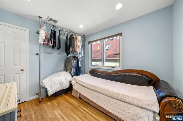 224 Warren Avenue A, Fort Lee, NJ 07024
