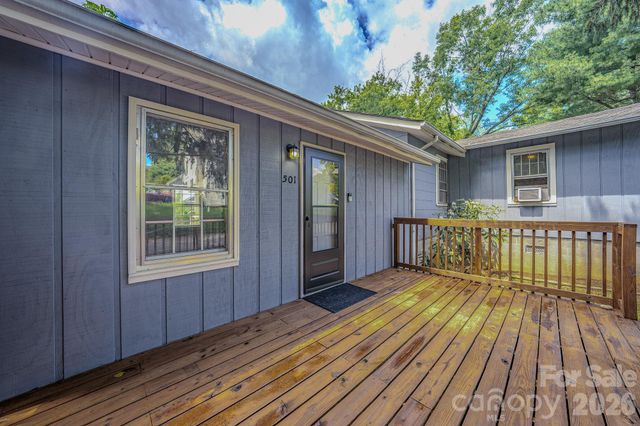 501 Fairview Road, Asheville, NC 28803