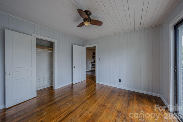 501 Fairview Road, Asheville, NC 28803