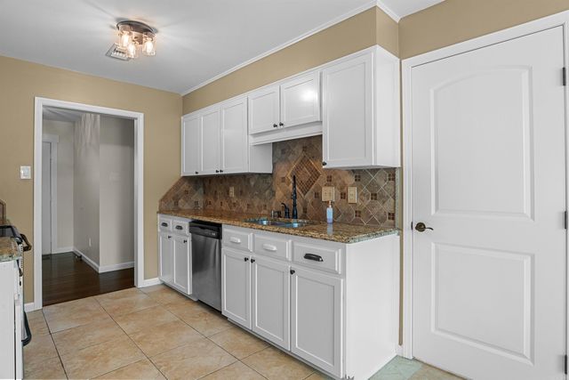 28 Forest Drive, Cabot, AR 72023