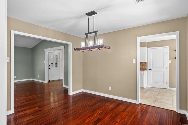 28 Forest Drive, Cabot, AR 72023