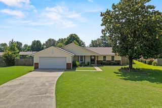 28 Forest Drive, Cabot, AR 72023