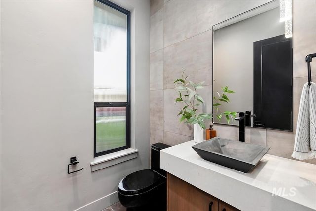 3353 N Fire Flower Ave, Star, ID 83669