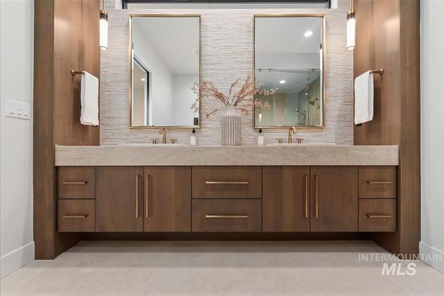 3353 N Fire Flower Ave, Star, ID 83669