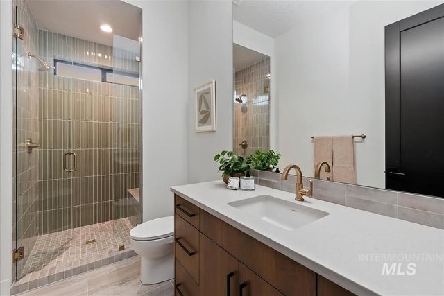 3353 N Fire Flower Ave, Star, ID 83669