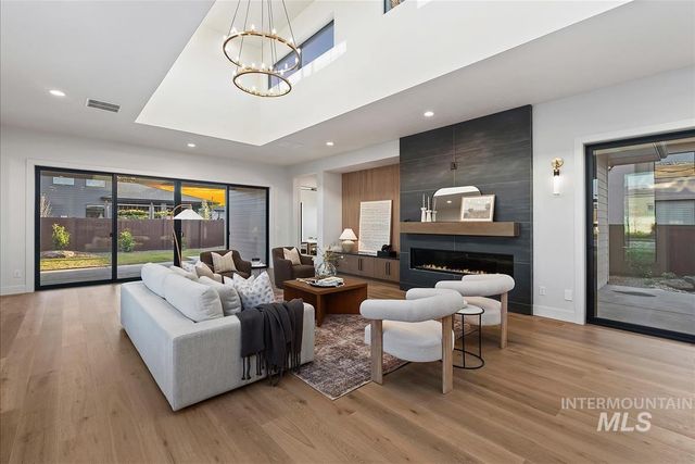 3353 N Fire Flower Ave, Star, ID 83669