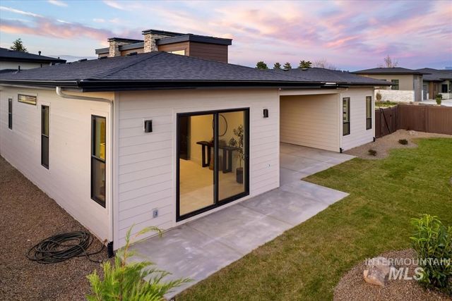 3353 N Fire Flower Ave, Star, ID 83669