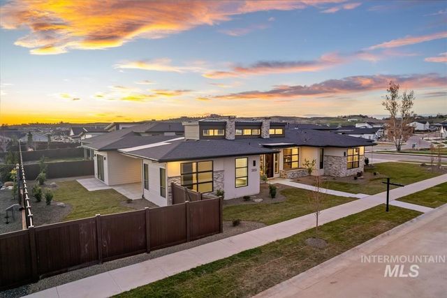 3353 N Fire Flower Ave, Star, ID 83669