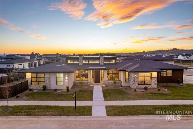 3353 N Fire Flower Ave, Star, ID 83669