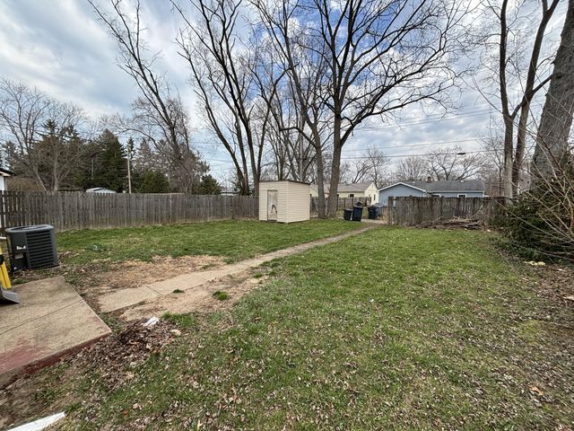 2414 Manhattan Street, Michigan City, IN 46360