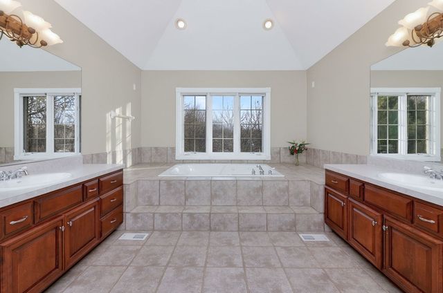 5500 Half Hollow Court, Oswego, IL 60543