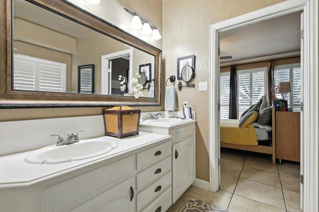 3136 Watercress Circle, Arlington, TX 76012