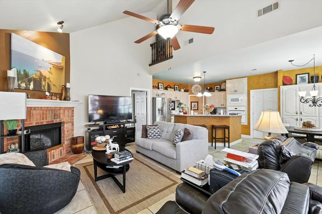 3136 Watercress Circle, Arlington, TX 76012