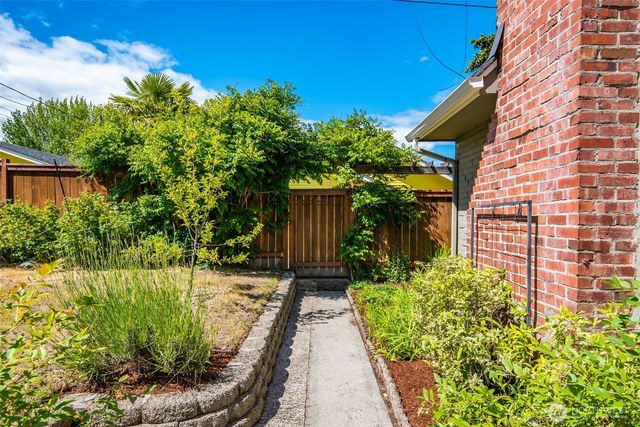 2906 N Mason Avenue, Tacoma, WA 98407