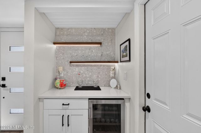 202 VISTA LAGOON Court B-2, Ponte Vedra Beach, FL 32082